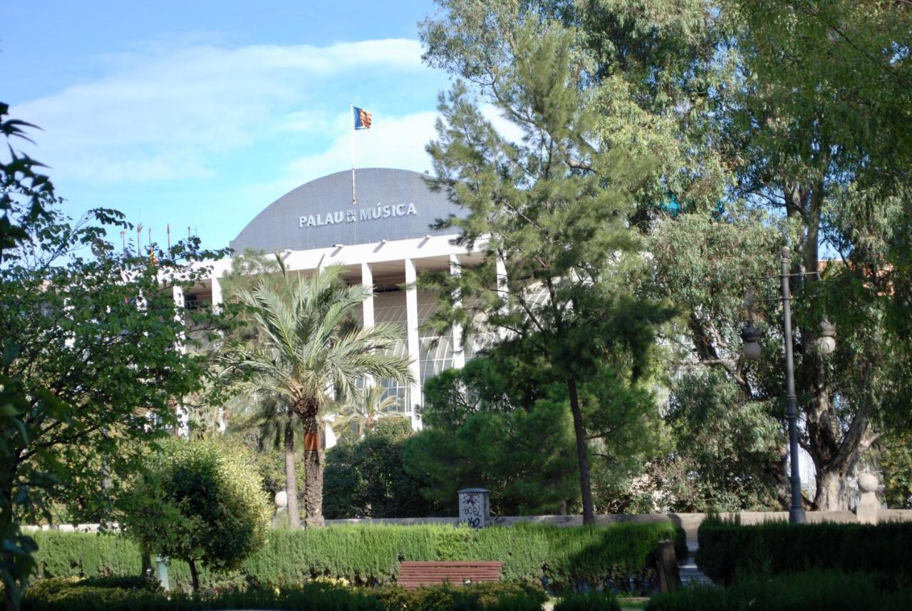 Hografic Hotel Boutique Valencia Exterior photo